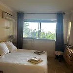 Avec Piscine A La Mirandole *