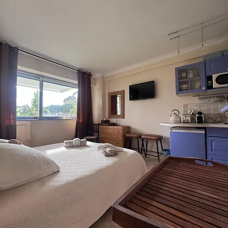 Avec Piscine A La Mirandole فالوريس