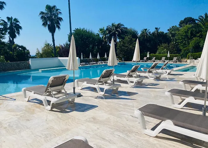 شقة Avec Piscine A La Mirandole فالوريس