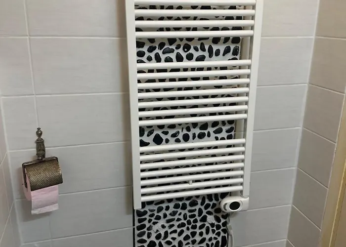 شقة Avec Piscine A La Mirandole *