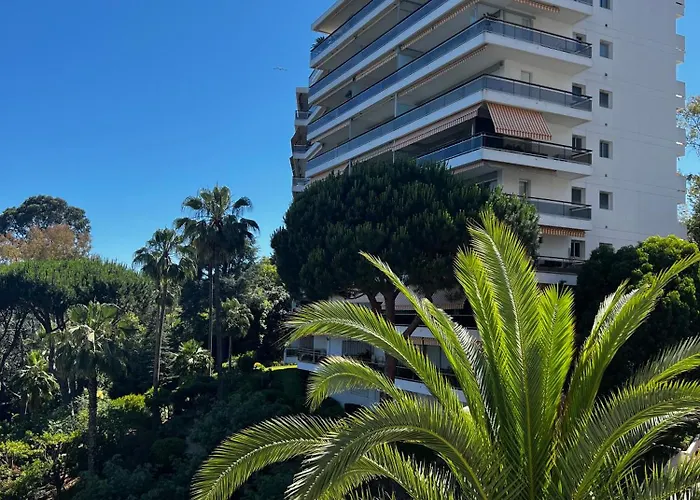 Avec Piscine A La Mirandole شقة فالوريس