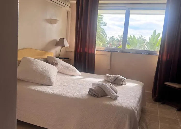 شقة Avec Piscine A La Mirandole *